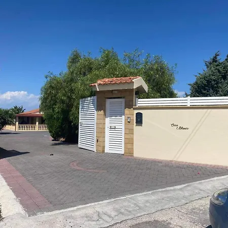Villa Casablanca Villasmundo